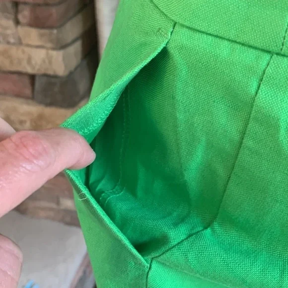 J Crew sz 6 linen blend Kelly green short with scalloped hem - Picture 3 of 7